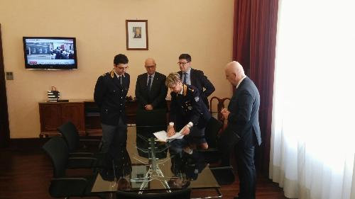 La firma del protocollo sulla sicurezza informativa di Insiel nella Questura di Trieste